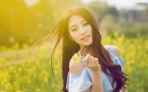 实用，油菜花人像摄影技巧大全-油菜花人像拍摄技巧