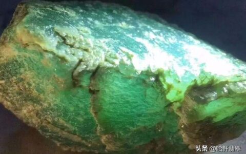 翡翠行内公认的4种顶级原石皮壳，全见过的翠友屈指可数-翡翠原石皮革起油说明什么问题
