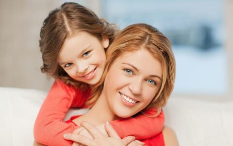 有出息的孩子都是夸出来的，每天1句鼓励孩子的话，一周7天不重样-夸赞鼓励孩子的说说简短