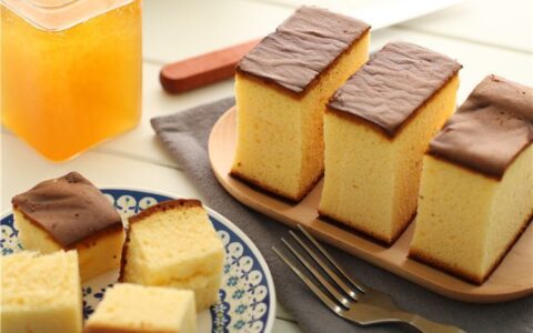 如何做蜂蜜蛋糕?蜂蜜脆皮蛋糕的做法（蜂蜜脆皮蛋糕图片）