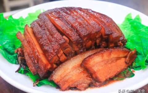 这才是扣肉的地道做法，厨师长的烹饪技巧高，好吃不油腻，真香（扣肉的做法是什么做的）