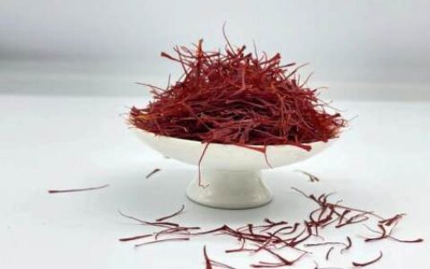 藏红花虽小，作用很大，关于藏红花的食用禁忌，喝之前要了解明白（藏红花的禁忌症和功效）