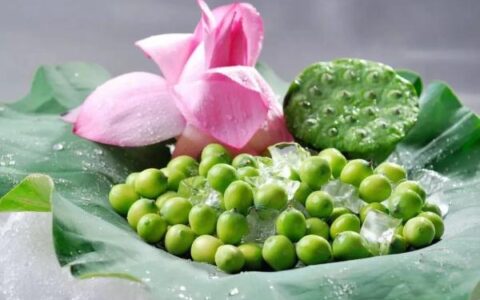 盛夏时节宁可不吃肉，也要吃这“水中灵芝”！生吃清热、熟吃养胃-水灵芝的作用与功效图片