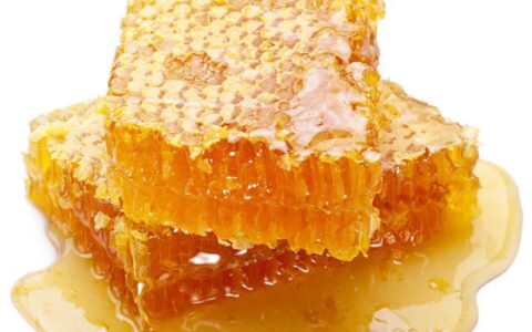 新巢蜜的功效与作用，蜂巢的作用与功效吃法-新蜂巢蜜怎么吃