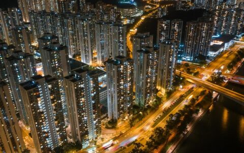 官方披露“全国有6亿栋房屋”，小城市房子会越来越不值钱吗？（中国城市住房有多少套）