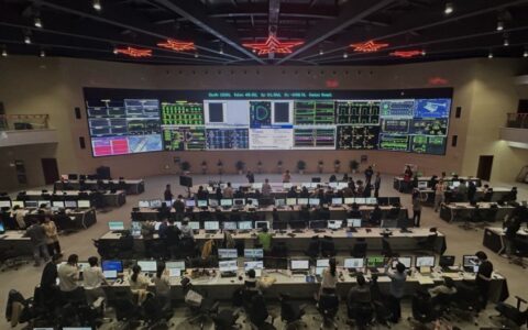 新世界纪录！从跟跑并跑到部分领跑，中国“人造太阳”是如何做到的（太阳曾经死了一次）