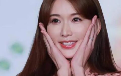 林志玲官宣退圈后现身，胳膊瘦到只剩一根筋，骨头突出严重变形-林志玲46岁了