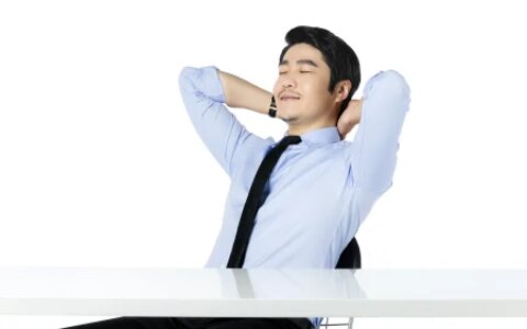 做四休三：新时代的工作与生活平衡，为什么这是一个大胆的尝试？（做四休三是什么意思）