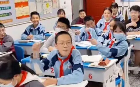 老师意外发现13岁学生已是公司老板，校方回应：非企业法人（当老师发现学生成为老师）