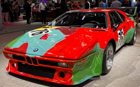 半个董事会逛上海车展，宝马董事长齐普策：全力发展中国市场（宝马董事长身价）