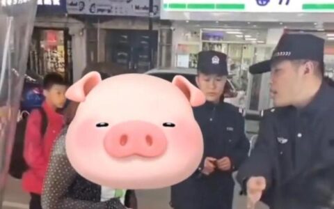 两根烤肠5元，是否太贵？网友们吵翻天！（两块一根的烤肠热量多少）