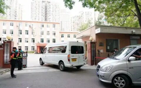 直击北京高考：海淀区考卷已押运至各考场，全程智能系统实时监控-北京高考难哭了