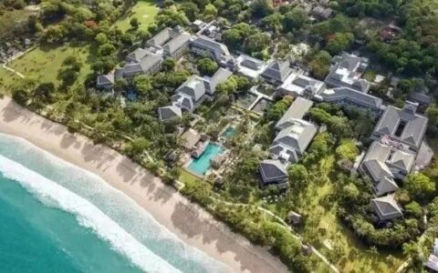 中国游客在巴厘岛身亡，总领馆发声｜最新消息→（中国巴厘岛在哪个省）