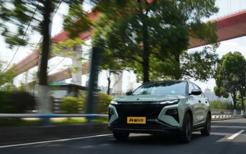 两个月用车体验，行驶里程超过3500公里，深度试驾风神皓极-风神奕炫2021款报价及图片