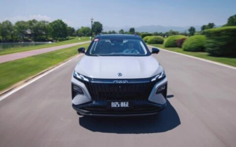 混合动力，空间实用，东风风神皓极亮点多-东风风神奕炫max油电混动