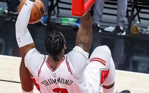 篮球——NBA常规赛：公牛胜马刺-nba公牛队球员名单