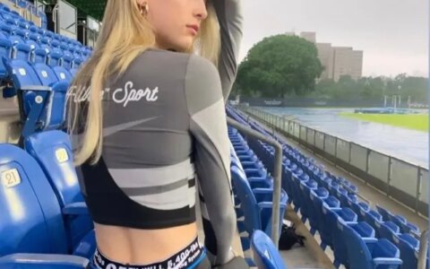 苹果内斗！高管回怼乔布斯女儿，坚称：iPhone14比13Pro更好（乔布斯女儿的名字叫什么）