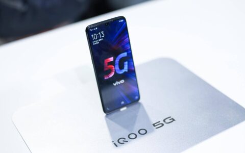 还在考虑SA和NSA哪个好？事实告诉你现在还得买NSA的5G手机-nsa+sa和nsa选哪个