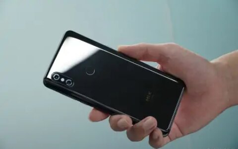 国产手机哪款性价比高 质量好？-国产最好的手机排名第一那款手机跟苹果很像