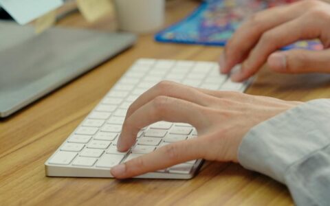 【电脑入门】各个键位的介绍，电脑初学者必看！-电脑上各个键盘的讲解