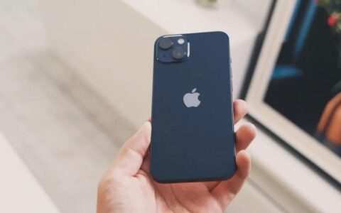 终于知道为什么今年最值得买的iPhone不是13或者Max，而是13Pro了-今年苹果手机价格为什么这么低