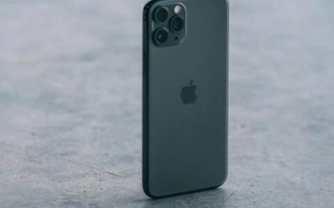 5988元的华为P40 Pro和8699元的iPhone11 Pro 哪个更值得买?-华为p40pro和苹果11promax对比