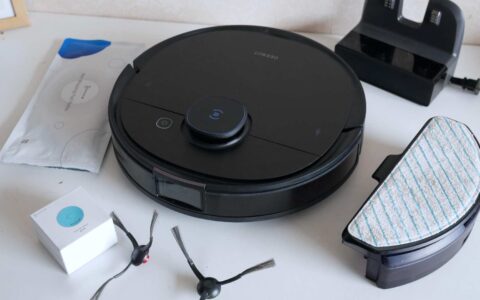 既能扫拖一体，又能辨人识物，科沃斯地宝T9 AIVI扫地机器人初体验-科沃斯扫拖一体机