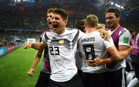 留给德国足球的时间不多了？那个顽强的日耳曼战车又回来了！-日耳曼战车上路视频