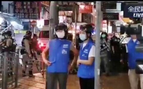 直播中评论女警身材　前“全民记者”登道歉声明：行为令网媒蒙羞-直播间看不到评论是怎么回事