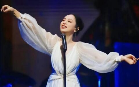 黄绮珊3婚3离情路坎坷，55岁无儿无女，如今终于活出了自我-黄绮珊早年经历