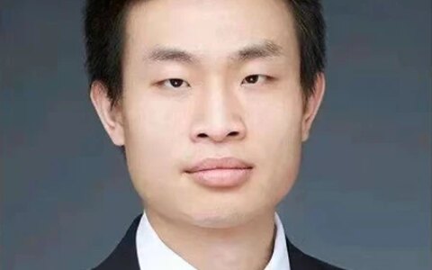 北大“韦神”近况曝光，学生退课所剩无几，网友：他不适合当老师-韦神17分钟做完2022年高考卷