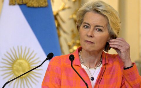 冯德莱恩：尽快缔结这一协议-冯德莱恩照片