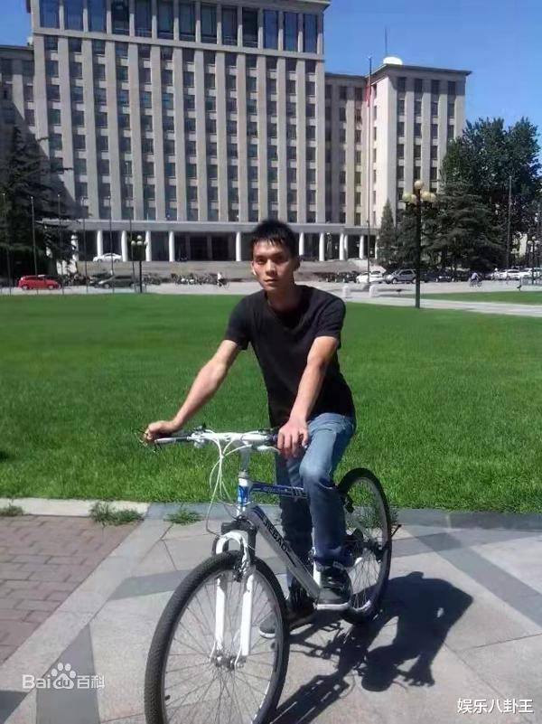 35岁男子为考清华复读14年，你怎么看？-31岁考上清华