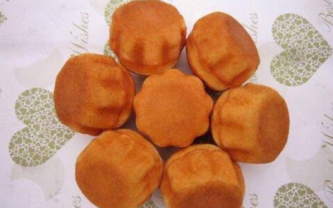 原创
脆皮蛋糕的两种经典做法（脆皮蛋糕的制作方法和步骤）