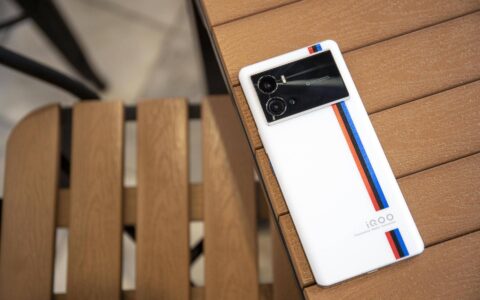 这4部手机最值得买 当下最值得买的手机 目前为止最值得买的手机-最值得买的十款手机排名