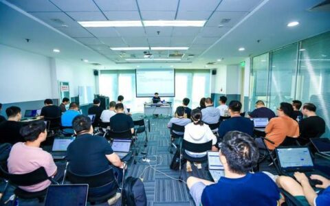 国内首次！百度智能云举办文心千帆大模型平台伙伴开发实训营-百度智能云业务好做吗