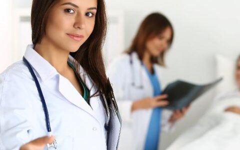 原创
得了癫痫疾病该怎样治疗比较好呢（word上下页横版和竖版）