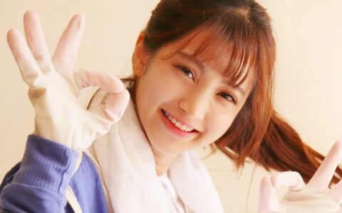 原创
搞笑段子幽默笑话美女图片：大哥，看来你儿子学习也不咋样啊！-幽默笑话段子加图片带文字