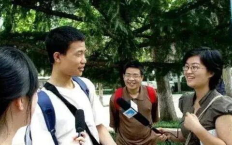 韦神韦东奕：哈佛大学为他打破百年校规，却被网民嘲笑找不到女友-韦神韦东奕采访