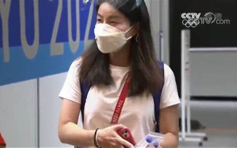 郭晶晶现身世锦赛：传奇再现水面