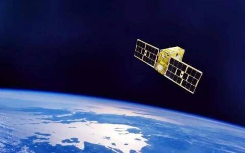 原创
吉林一号卫星到底有多强？动态监控美F22战机，地面房屋清晰可见-吉林一号卫星的用途