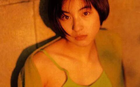 原创
日本女演员广末凉子勇敢承认出轨（广末凉子和江祖平）