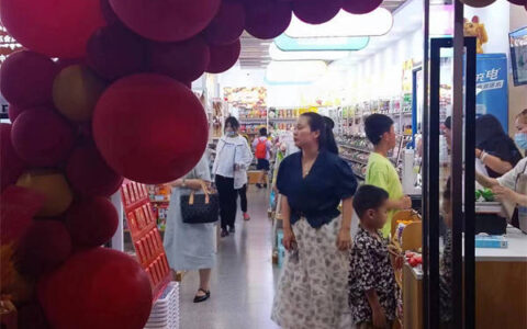 一般开零食店去哪进货，选择舌尖趣进货要多少钱-开零食店风险大吗