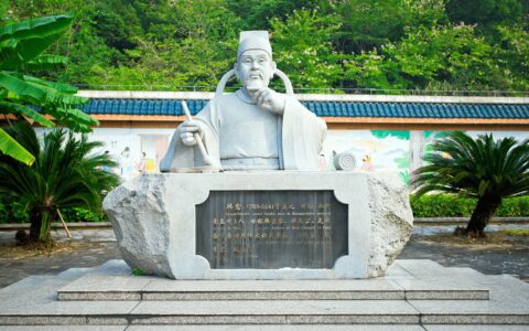 韩愈的漂亮胡须-韩愈是什么样的一个人