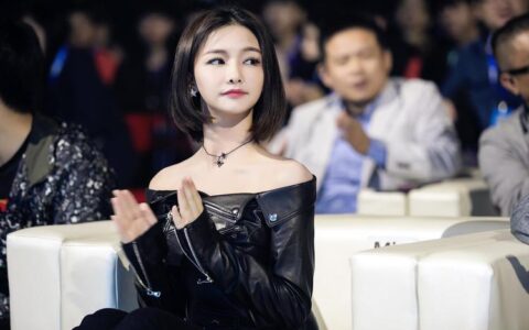 卢本伟确定复出了！LOL知名主播：早就解封了，他在等一个大合同-卢本伟解封2021