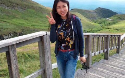 马上评｜贾浅浅只是“贾平凹之女”吗？-如何评价贾平凹的女儿贾浅浅