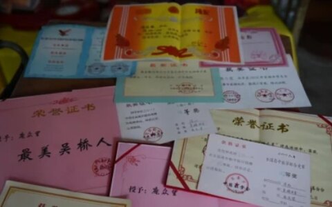 河北小伙高考744分，清华校长亲自登门，一进门傻眼：这是你家么？-河北考生刚被清华录取