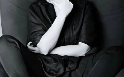 洪晃：一婚嫁美国人、二婚嫁中国人、三婚嫁法国人，61岁四婚很幸福-洪晃是中国籍吗