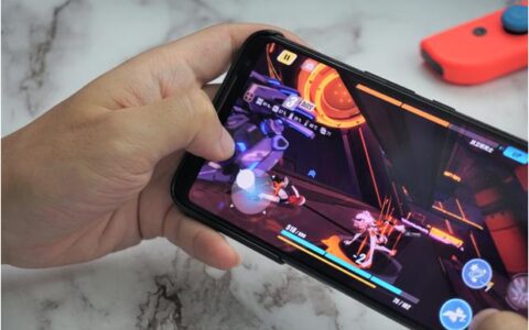 玩游戏推荐手机超人气单品：ROG游戏手机2 能力可见一斑-rog2游戏手机多少钱