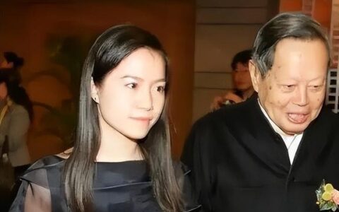 翁帆：28岁嫁82岁，坚持早睡早起18年，用心把杨振宁照顾到100岁-理解翁帆为什么会嫁给杨振宁了吧[看]